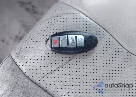 2013 Infiniti G37 Journey z USA, uszkodzony, nr VIN JN1CV6AP4DM302518